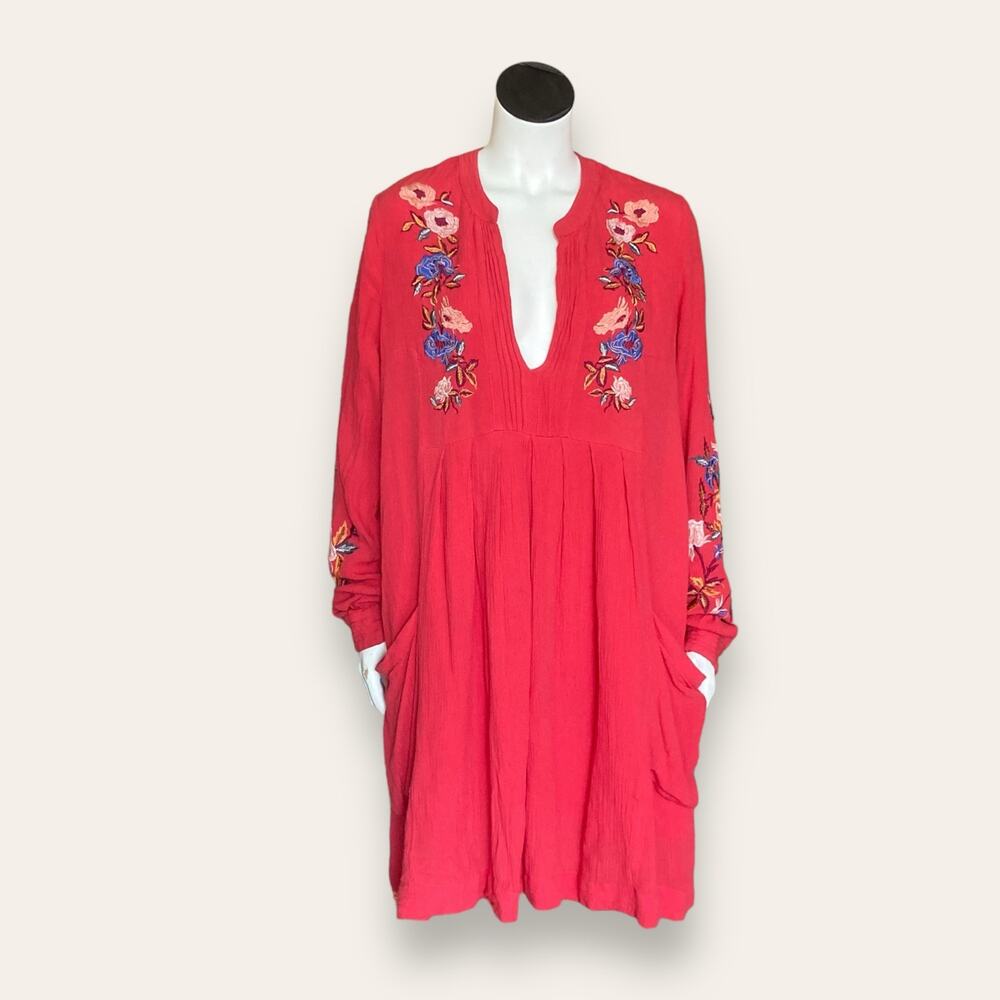 vibrant Long sleeve tunic dress w/ embroidered sleeve size medium